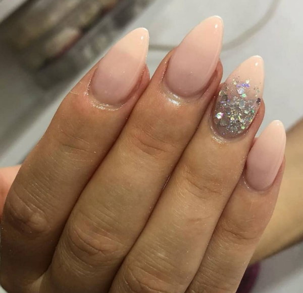 SERVIÇOS DE BELEZA _ MANICURE