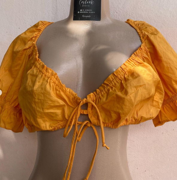 BLUSA Disponível:300mzn