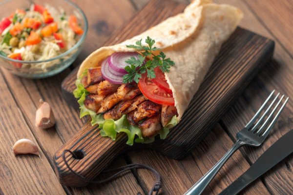 SERVIÇOS DE ALIMENTAÇÃO