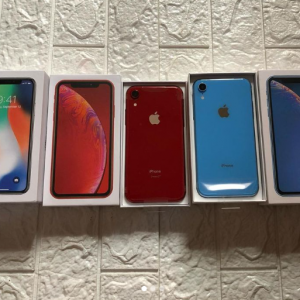 iPhone XR Cor: Azul Capacidade: 64GB Estado: Novo Preço: 215k fixo