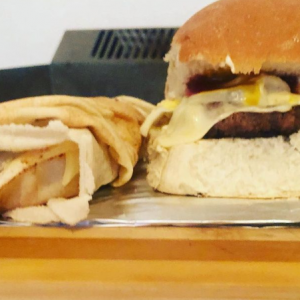 SERVIÇOS DE ALIMENTAÇÃO