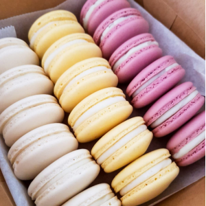 Mix & Match MZN 1.000,00 1 dúzia de macarons com o máximo de 3 sabores diferentes à sua escolha.