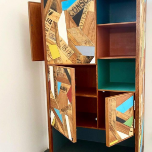 collection. Si phandri is a bitonga word for pieces. The Shelf is from leftover pieces of Reclaimed wood and Umbila.