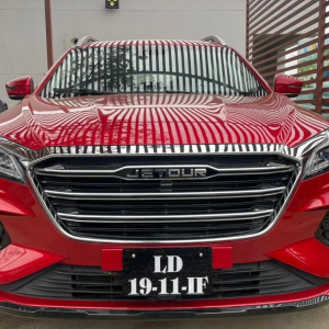 Empresa vende 8 Jetour x70 0km Cor :vermelha ,cinzenta e azul 0km  Garantia de 3 anos na marca 16.500.000 negociável