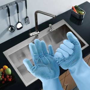 Par de luvas multiuso 2.650 kz