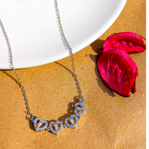 Colar banhado à ouro Semijoia. 1200mt