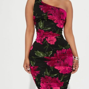 Vestido Médio Rosália Disponível Origem: USA Tamanho: M