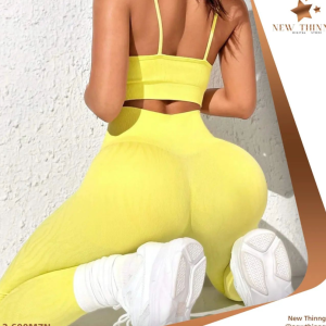 conjunto Disponível para Compra imediata Tamanho M 2600MZN.