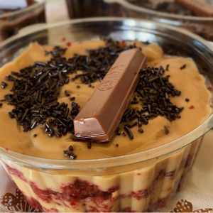 Bolo no pote: 1.500,00 AOA