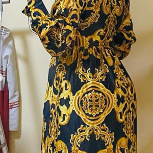 Vestido disponível, Tamanho M ( Veste L ) 18.000,00