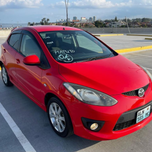 Mazda Demio Recém importado do Japão Full Body Kits 23.000 KM