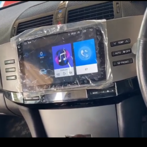 Montagem de aparelho Android 9inch com câmera de ré