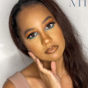 SERVIÇOS DE MAQUIAGEM