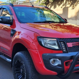 Ford wildtrak 3.2 cc  2x chaves 🔑 Único dono Manutenção feita ✅ ▫️Ano 2013 ▫️Automatica 4x4 ▫️Carro legal do agente 128 mil kms