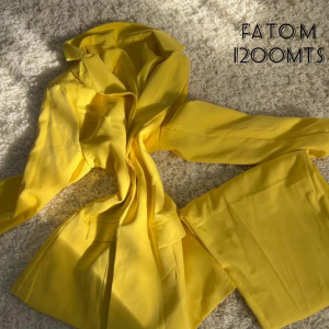 Disponível M Outfit Formal para este inverno