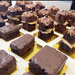 SERVIÇOS DE ALIMENTAÇÃO _ DOCES