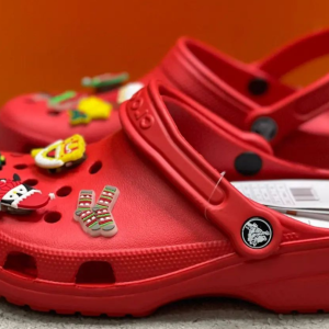 Crocs disponíveis Preço: 1400 MT Size: 37-45