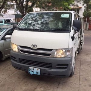 OPORTUNIDADE UNICA PARA INICIAR TEU NEGOCIO Toyota Hiace Quantum IMPORTADOS E PARQUEADOS PRECOS DE OFERTA  585.000 MT(Para Transporte de Mercadoria)