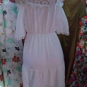 350 cada vestido  Demorou perdeu